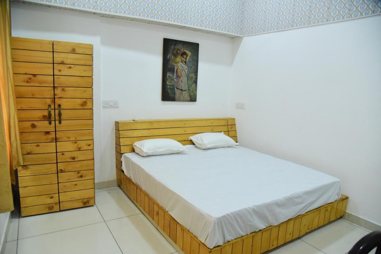 Ostello Nutz Backpackers Amritsar Esterno foto